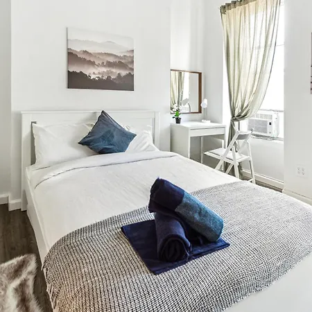 Oasis Of Serenity Suites In Perfect Location Of Hell Kitchen